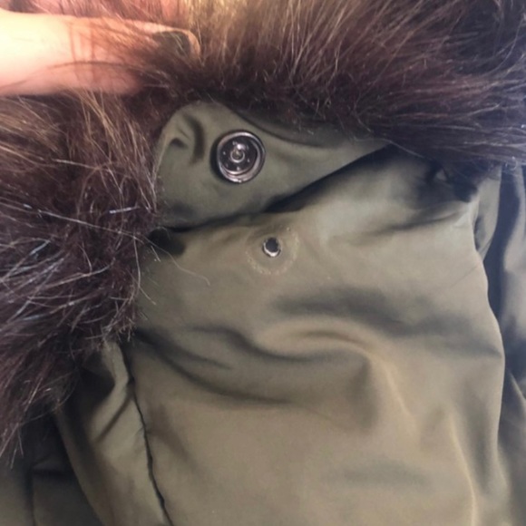 superdry puffer/parka with removable fur hood - Picture 4 of 8